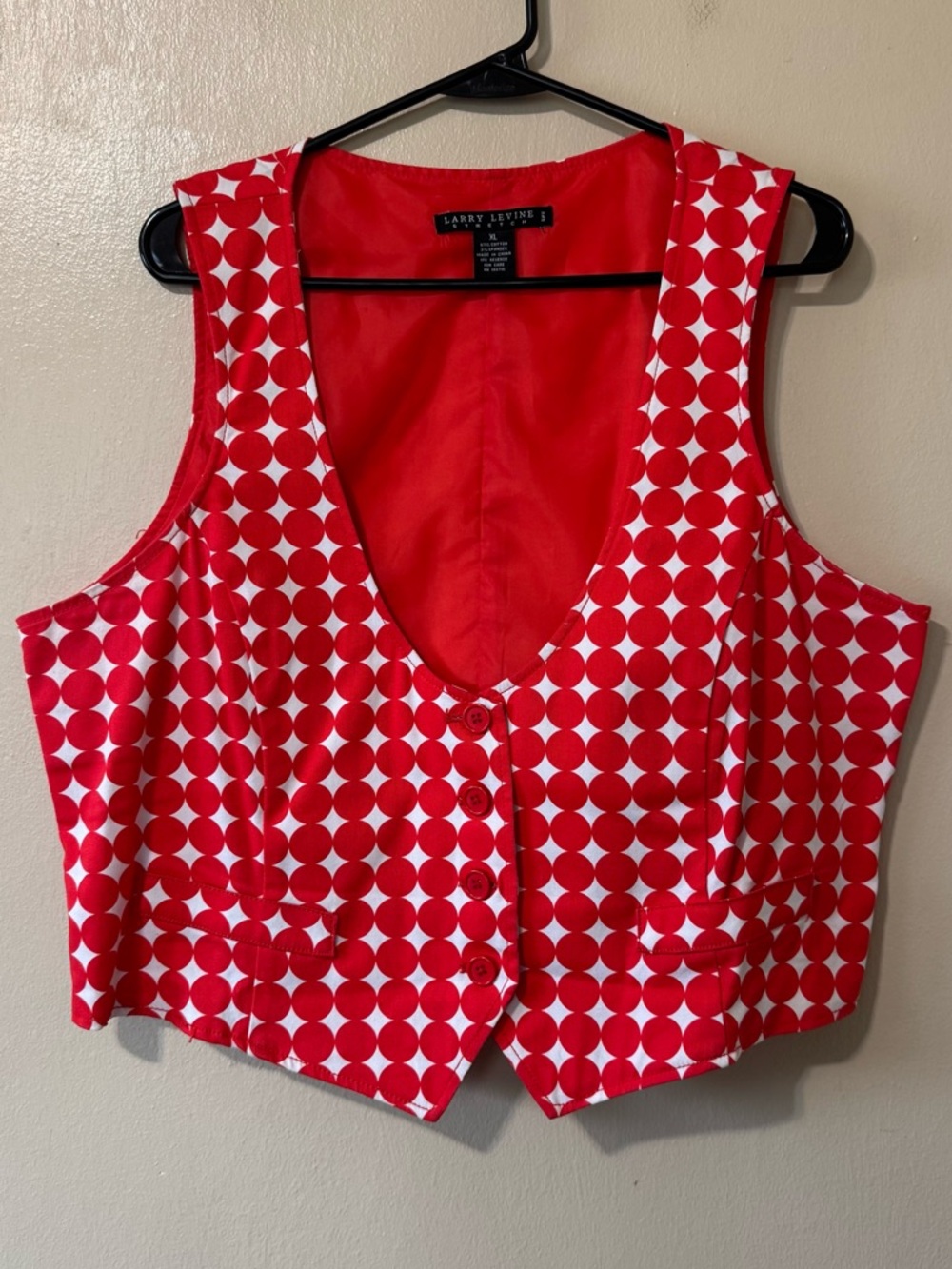 Larry Levine Red and White Polka-Print V-Neck Vest